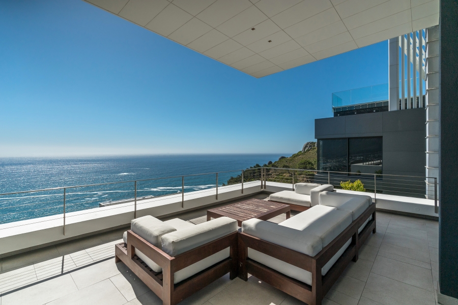 5 Bedroom Property for Sale in Clifton Western Cape